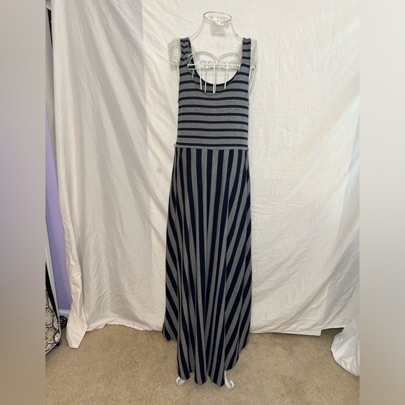 High-Low Dress - Navy/Gray - Size Large - EUC - Picture 2 of 9